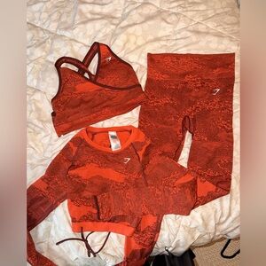 Gymshark Orange set- leggings, bra and crop top